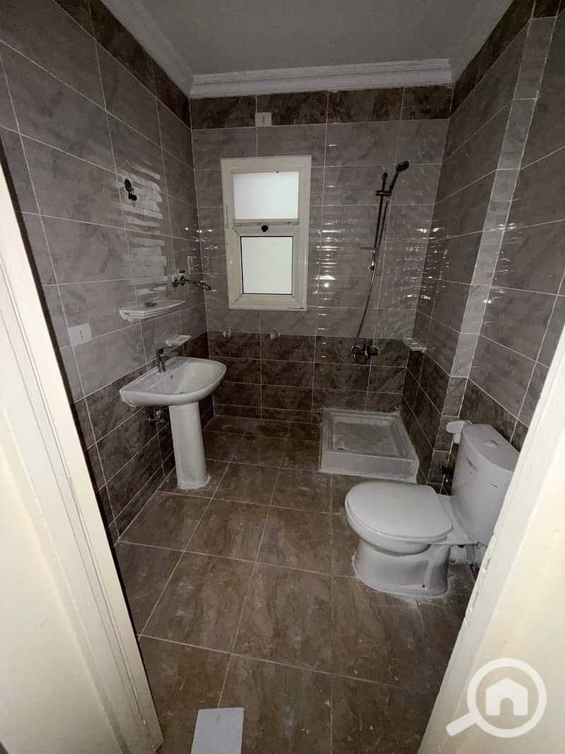 9 1b944496-d0cf-4eff-87a7-fdd3de4b5aab. jpg