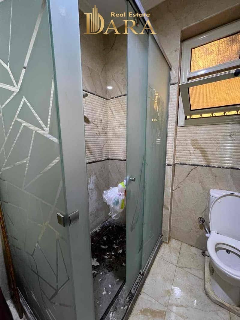 7 2fb63114-709c-4d48-834d-2f9b3aa10aef. jpg