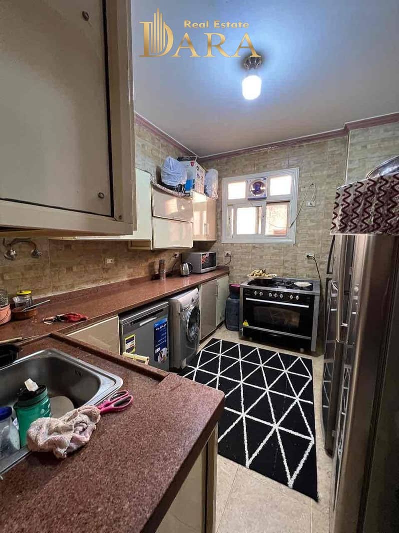 12 2115a528-5cec-4d9b-8df6-ce555e78474f. jpg