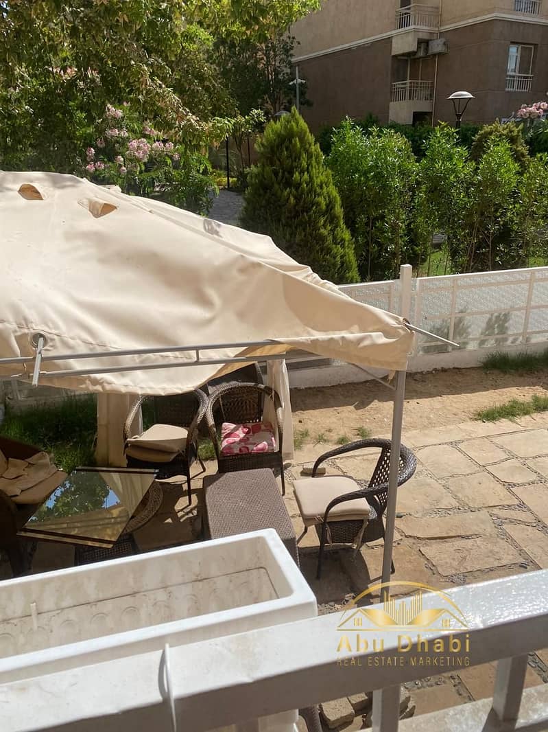 12 c571082f-ed89-4d67-9f1f-dfcc5047ab80. jpg