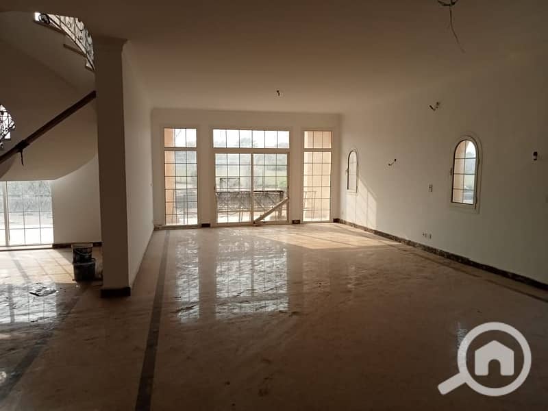 5 8cb79289-1049-409a-9f76-8f93ff72e49d. jpeg