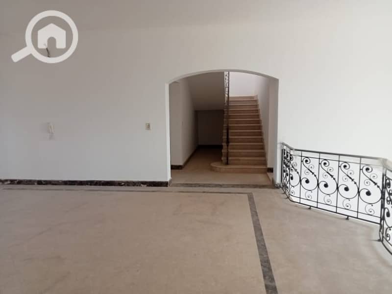 8 029f07e1-e710-4bd3-88ec-5e70396fae70. jpeg