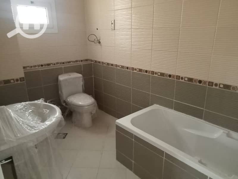 13 cd6ad1e5-b37b-41a7-b3ea-cde7720c2170. jpeg