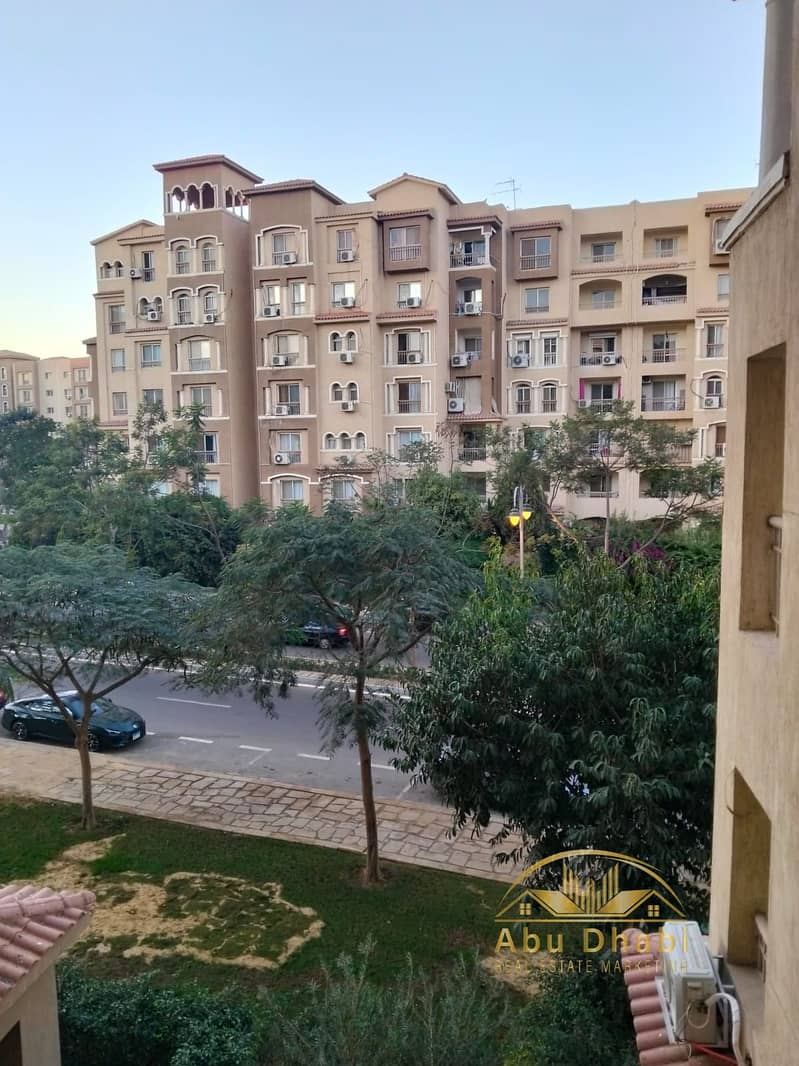 18 c095fe21-6535-4855-ac48-817831fee3f0. jpg