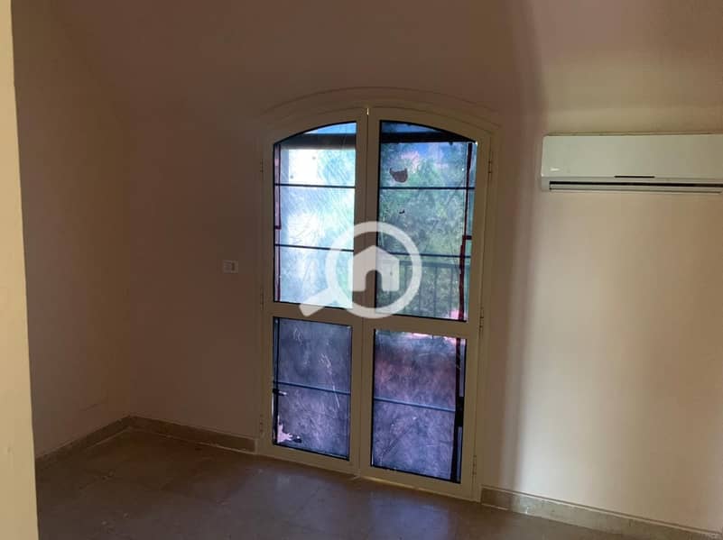 13 faa8f2bd-0372-43fd-bb2b-6fb66373261f. jpg