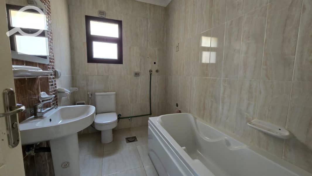 8 4be3886c-88d2-4c2f-9198-6337e9348dcc. jpg