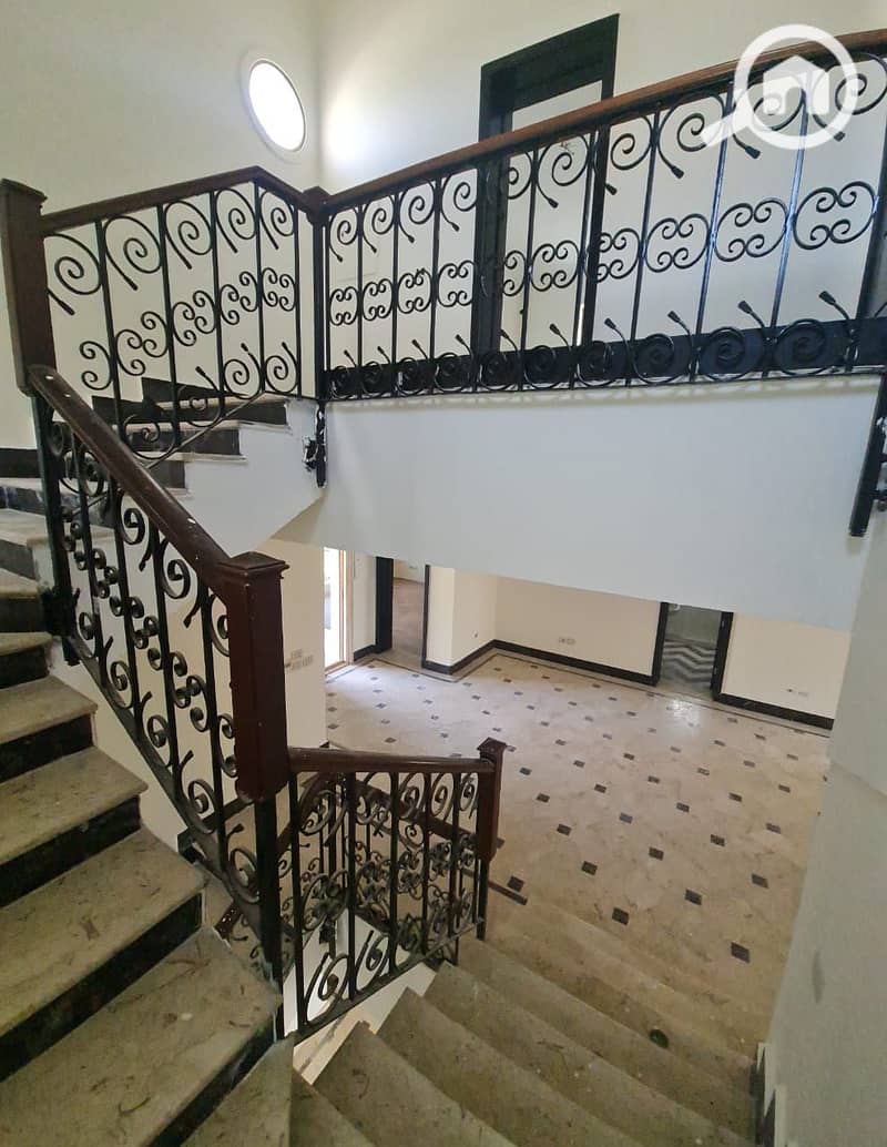 7 013a50d5-3975-47dc-883d-501a06516904. jpeg