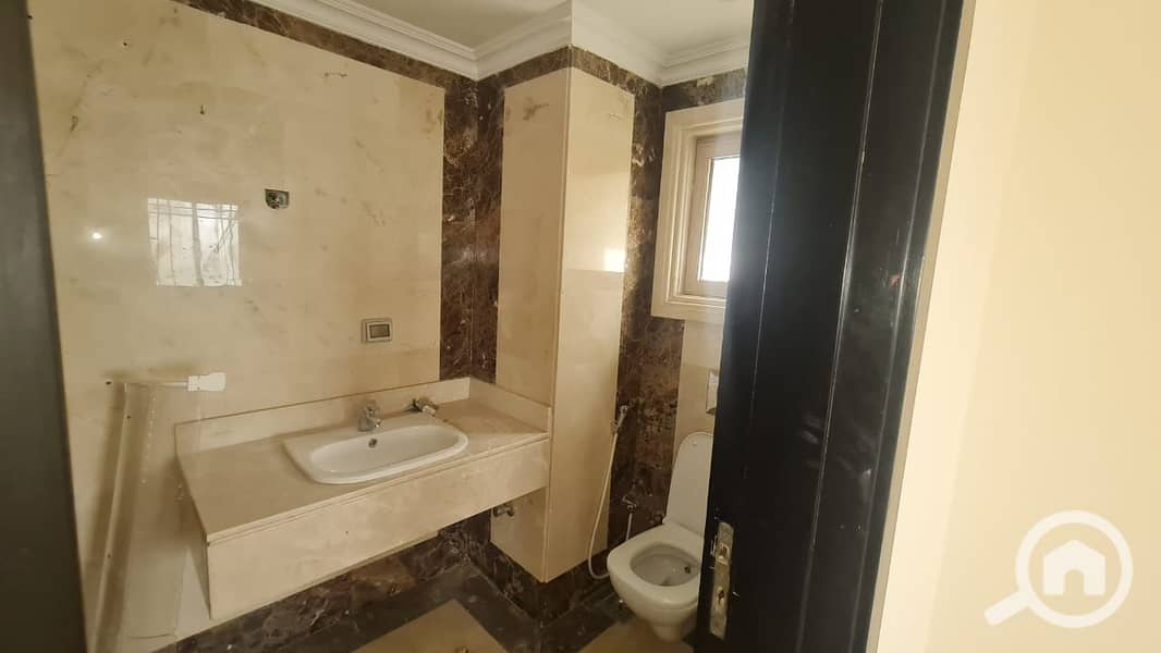 10 51c51c48-4ad7-423d-b5dd-aadf31c7c609. jpeg