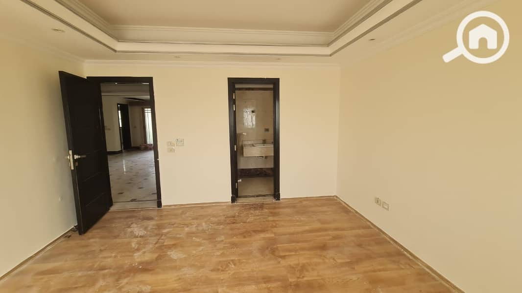 12 60c20a45-e55a-45e5-b6e1-40bed7ad57c1. jpeg