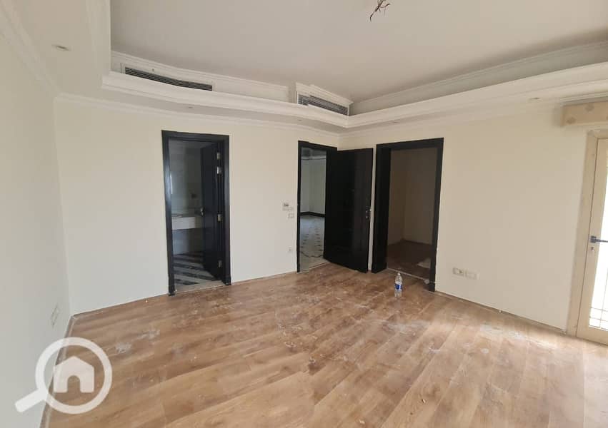 14 709eaf68-ae9d-43f7-a91e-f4d21d0eed33. jpeg