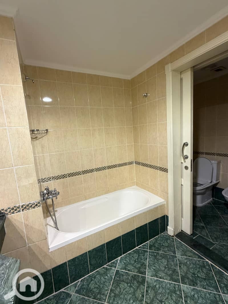 6 WhatsApp Image 2025-12-18 at 2.36. 02 PM. jpeg