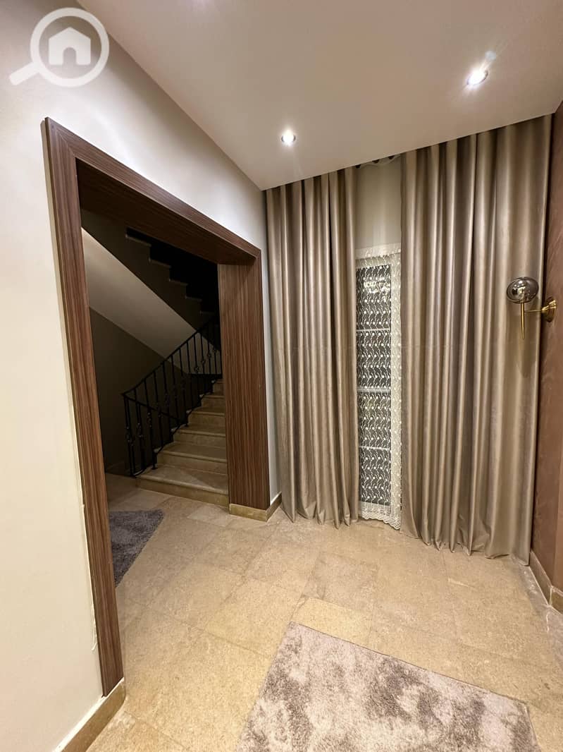 2 1a7b6fd7-48ea-40c6-8f3e-c12186479da8. jpeg