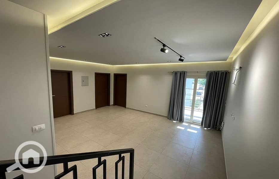 3 b22d3f48-f9d7-4de3-b06d-33193211215b. jpg