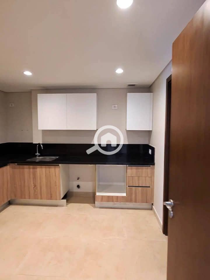 5 FB_IMG_1739268315526. jpg