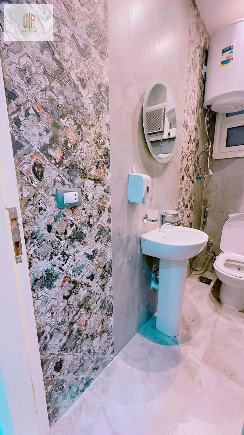 28 WhatsApp Image 2025-12-18 at 4.20. 46 PM (1). jpeg