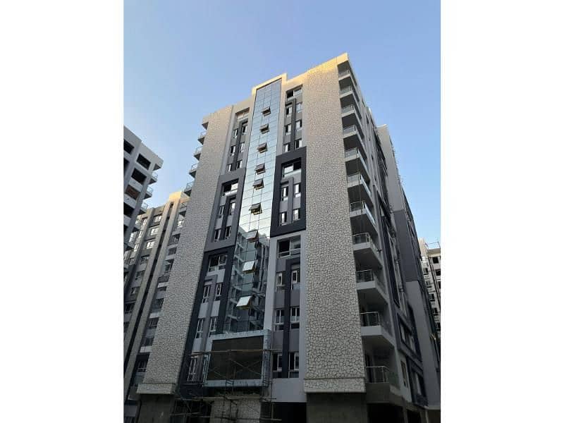 2 WhatsApp Image 2025-04-10 at 18.20. 20 (2). jpg