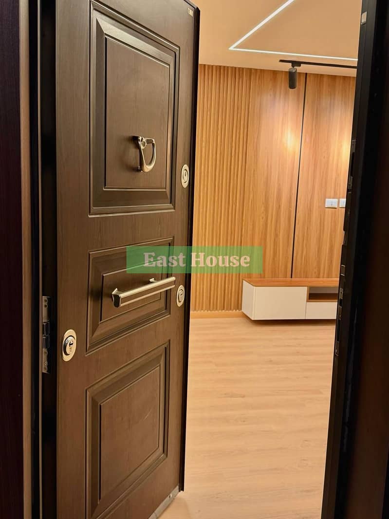 3 WhatsApp Image 2025-12-19 at 00.03. 27 (1). jpeg