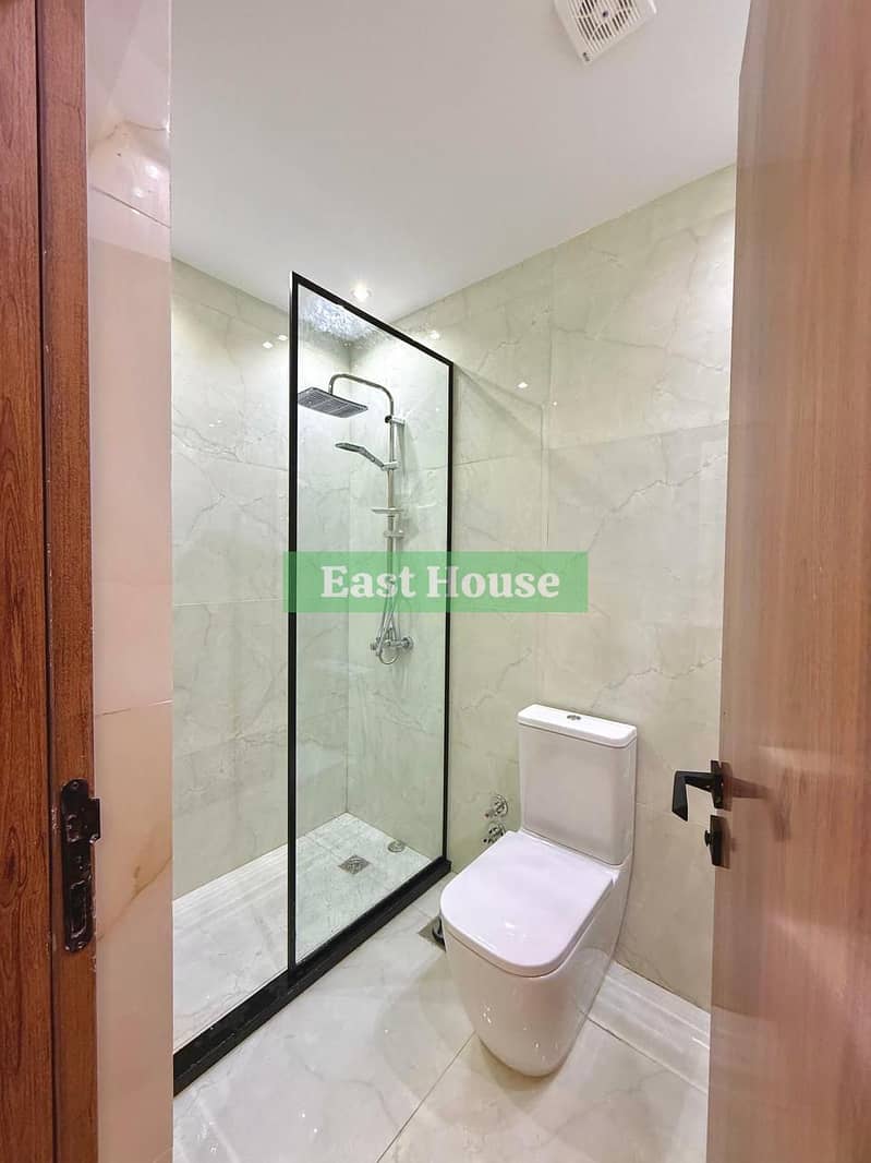 4 WhatsApp Image 2025-12-19 at 00.03. 27 (2). jpeg