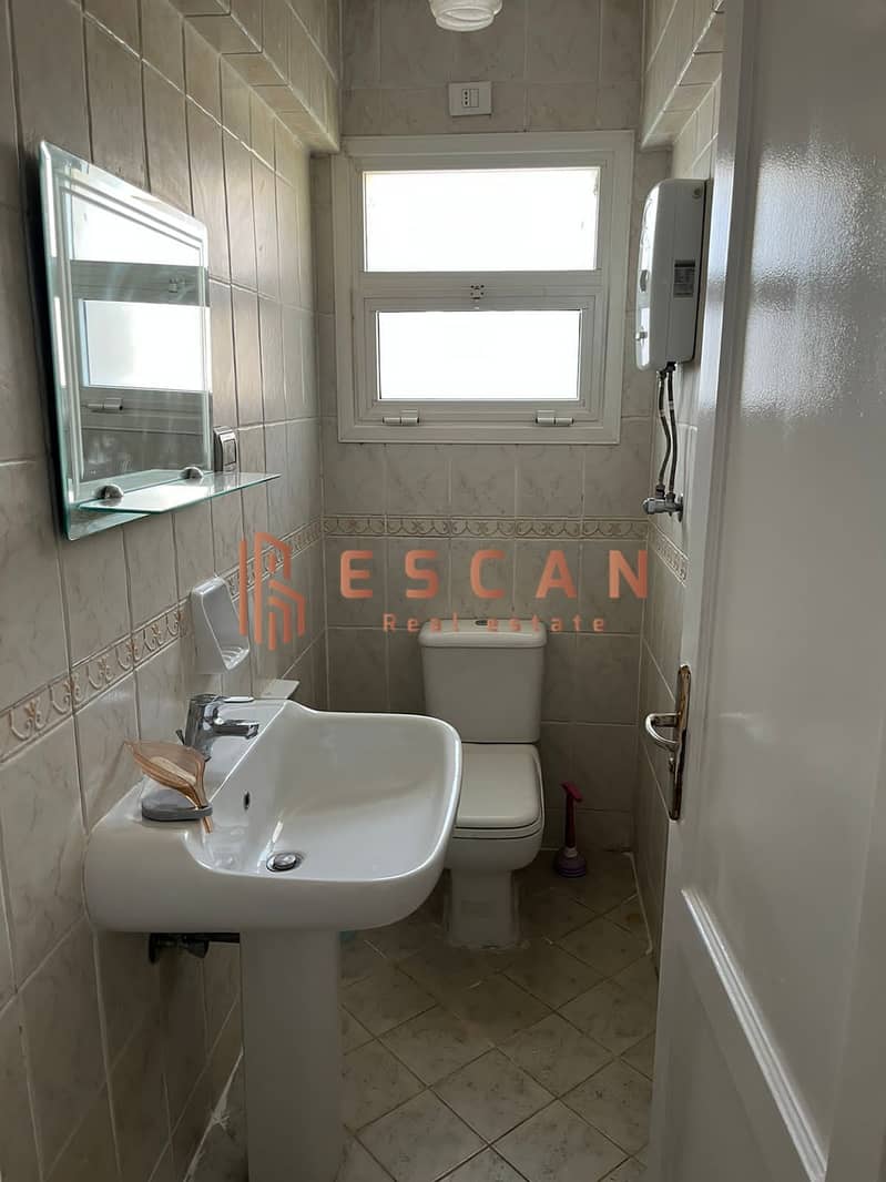 22 WhatsApp Image 2025-12-18 at 12.29. 51 PM (2). jpeg