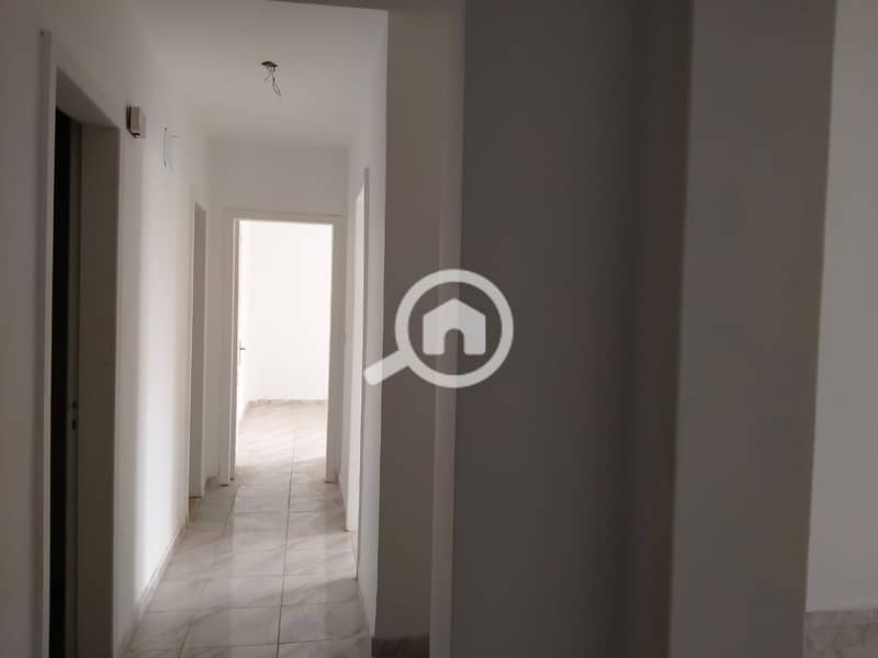 26 d8aba044-5287-438e-ac25-62130fb9388d. jpg