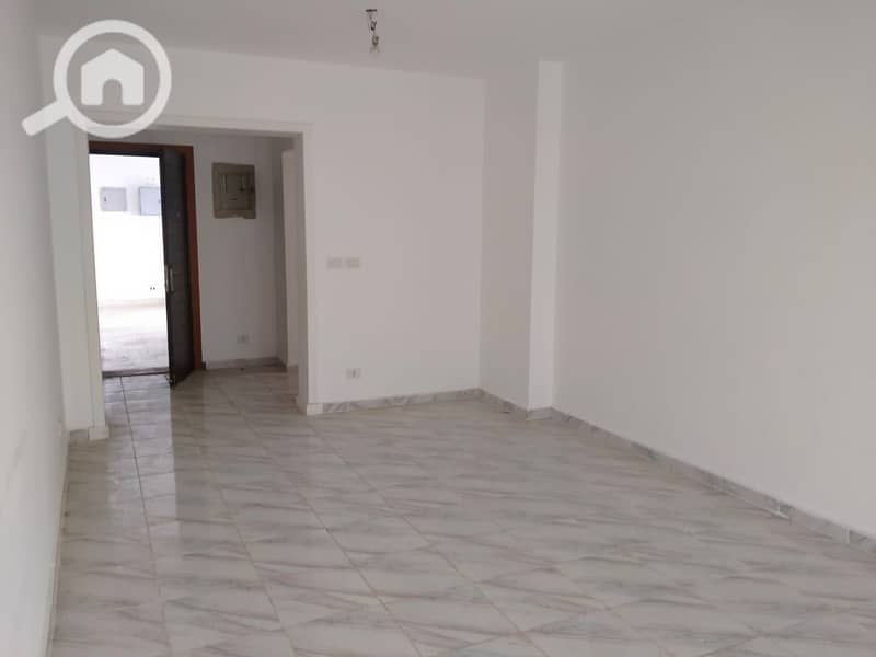 28 e36be0a9-9370-40f9-8ba1-f3dba8ba538e. jpg