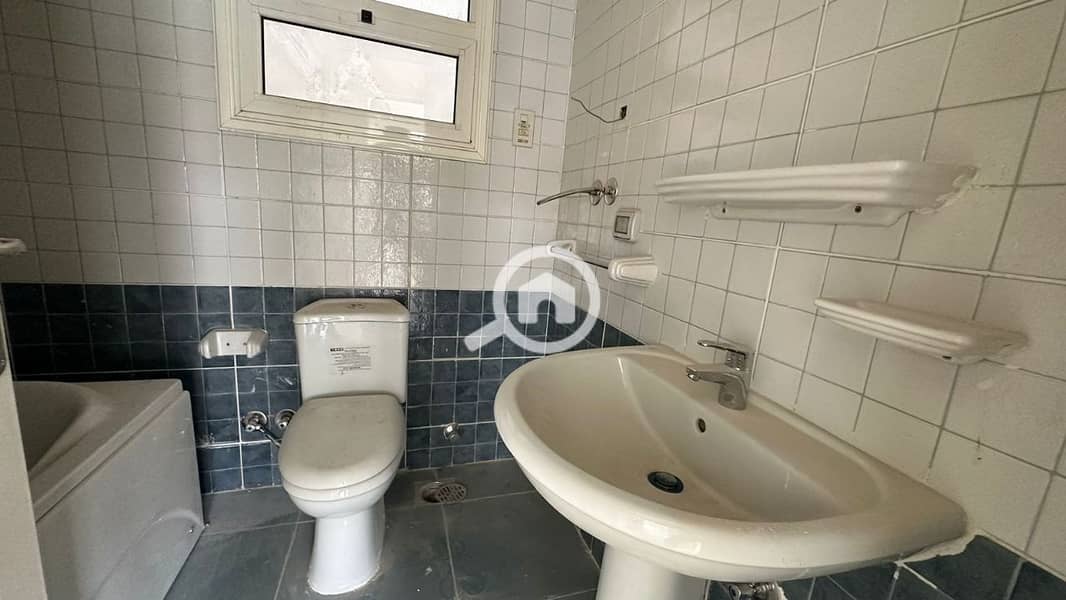 3 1acd2c70-cad3-4814-abc7-d87494a73f50. jpg