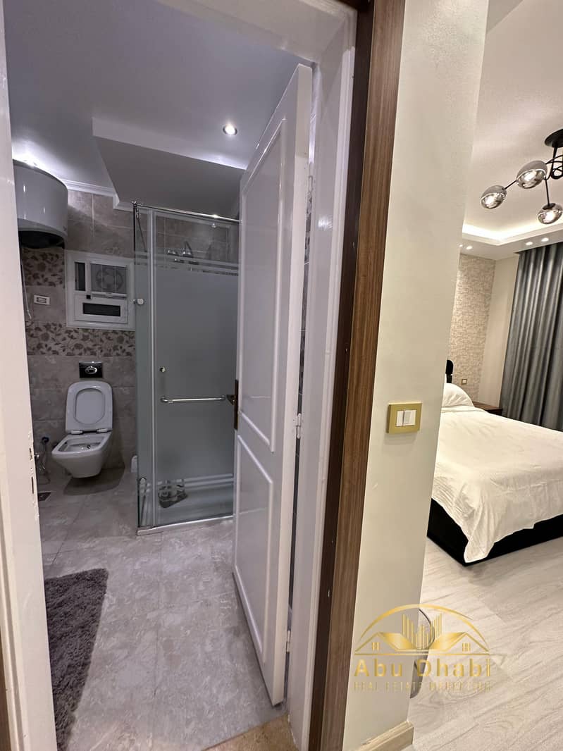 12 ca7eef48-53a2-4edf-91cf-08ae7a587f75. jpg