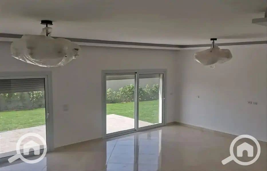 2 32706271-800x600. jpg