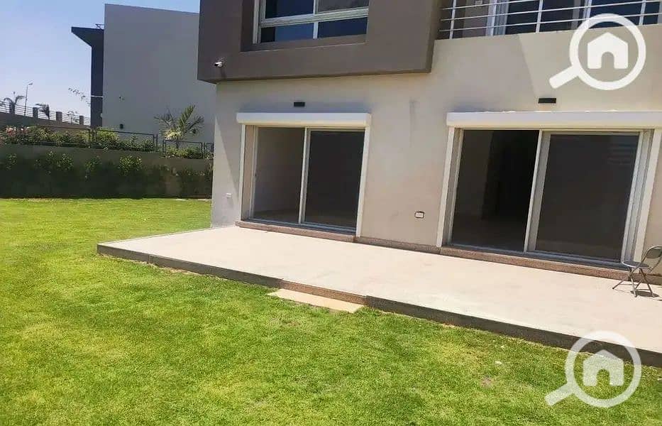 8 32706273-800x600. jpg