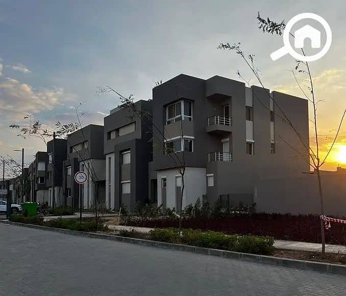 10 32818472-800x600. jpg