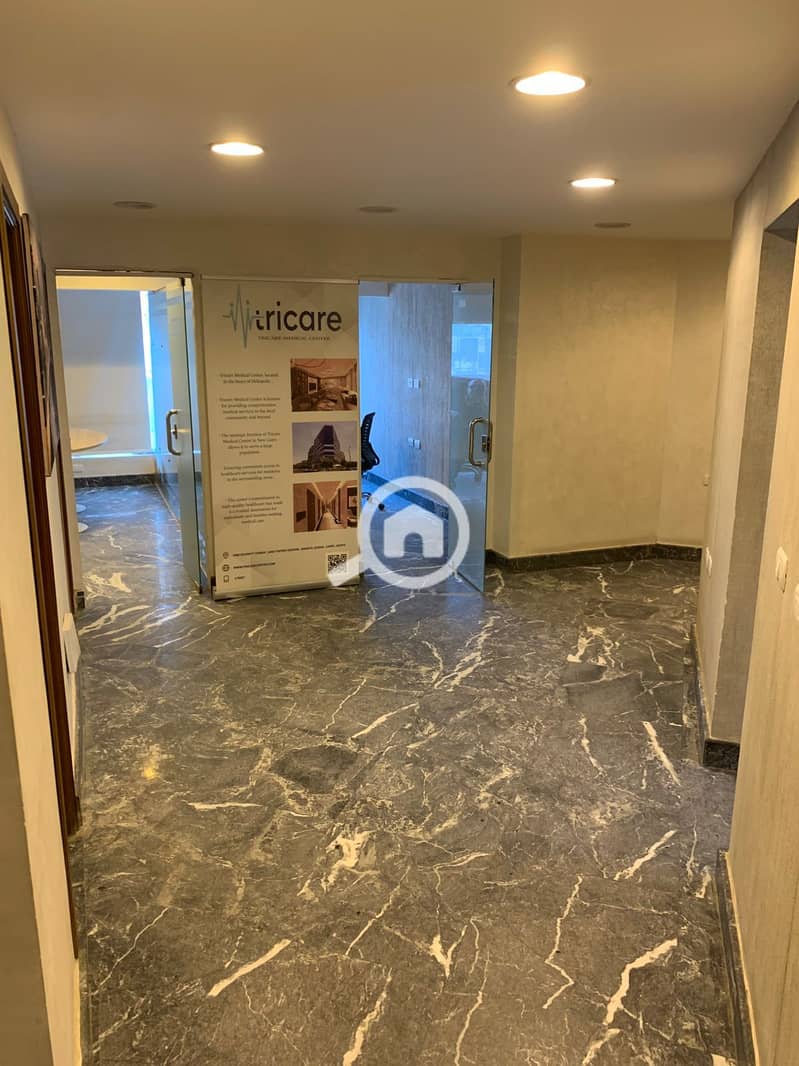 6 PHOTO-2025-12-20-12-54-17 2. jpg