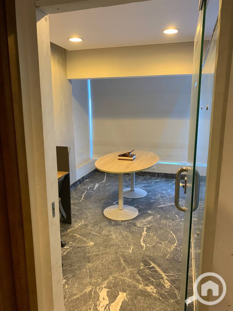 10 PHOTO-2025-12-20-12-54-19 2. jpg