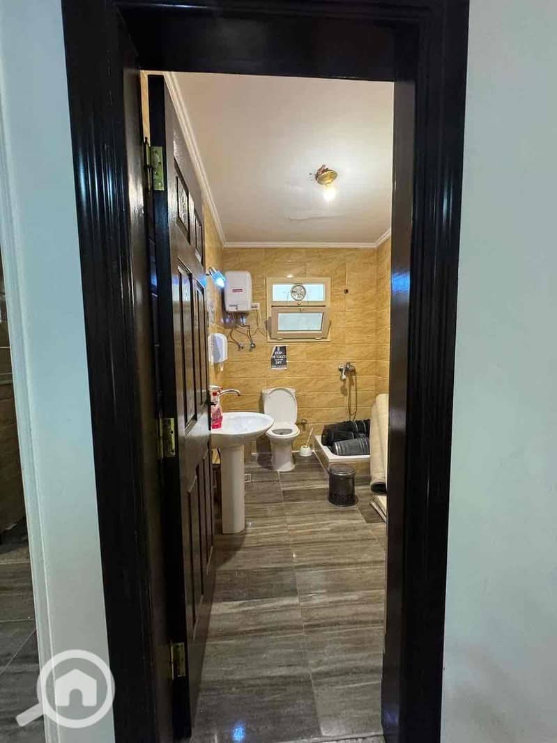 6 7b5151f8-c4c4-4348-89e9-539c0dc6769d. jpg