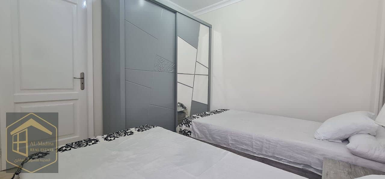 8 64f78645-ad5b-4add-9c2e-fd77d44fb2be. jpg