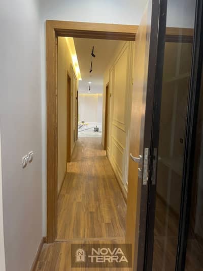 شقة 3 غرف نوم للبيع في الشيخ زايد، الجيزة - IMG-20251217-WA0139. jpg