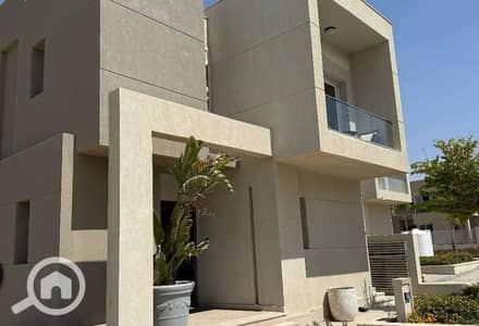 فیلا 6 غرف نوم للبيع في 6 أكتوبر، الجيزة - WhatsApp Image 2025-12-20 at 1.10. 57 PM (1). jpeg