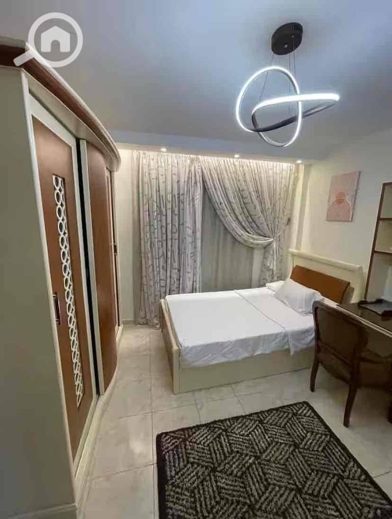 12 2beceac8-2ca5-4ccc-84de-05d11705fcf1. jpg