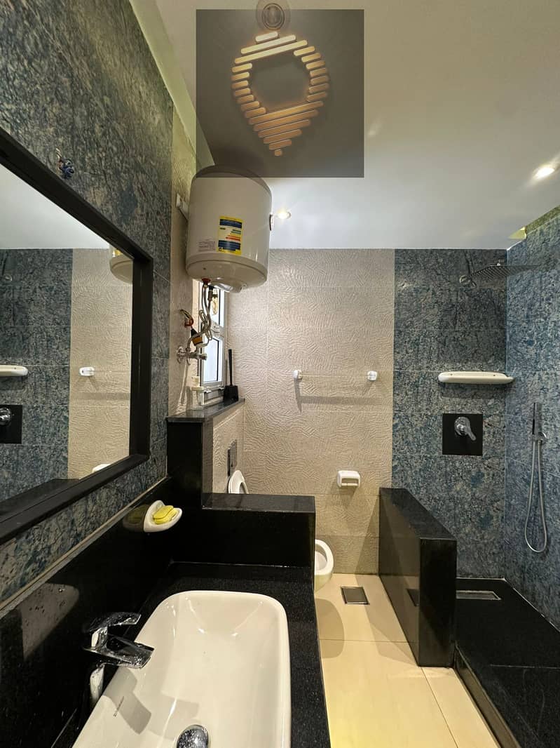 6 WhatsApp Image 2025-11-26 at 16.31. 40_66adf3be. jpg