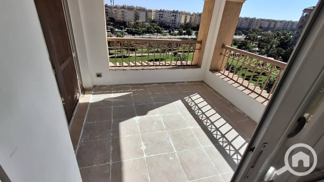 4 38b83fdb-ccf8-4aaf-83bc-100985a8789b. jpg