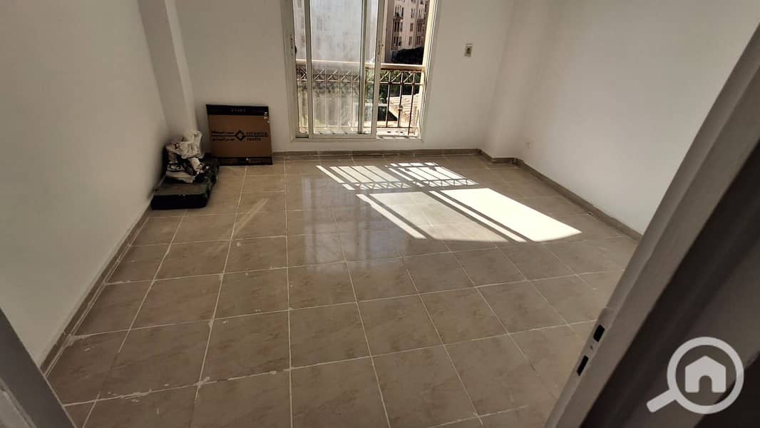 16 cdc193fc-954b-41b3-95b1-947c81a92f82. jpg