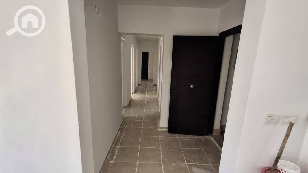 18 d68cca45-b338-45f2-92a2-a2e74cdad959. jpg