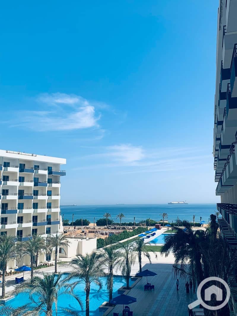 2 626fd488-092a-45ac-a0c8-28a3aac15fc5. jpg