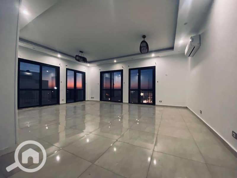 4 bf82a723-cddf-4b4a-a848-94a10499c3d5. jpg