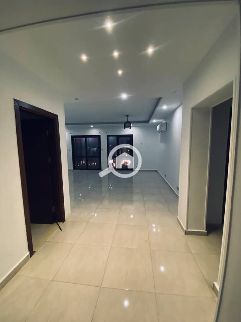 5 ad79f347-95a1-432f-99fc-de743bee1df4. jpg