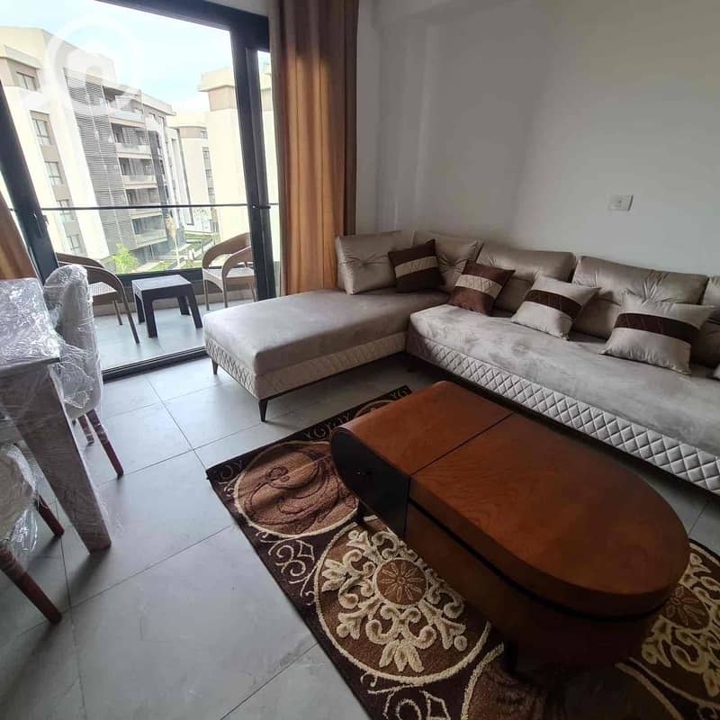 3 e485d5bb-a76c-4f5c-9e01-714bd22bfefa. jpg