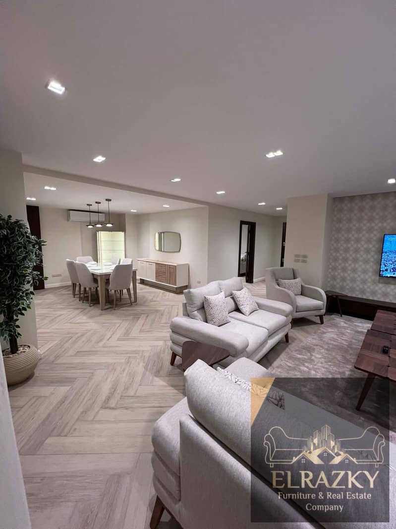 10 597577279_2365898883865677_2181417855450954291_n. jpg