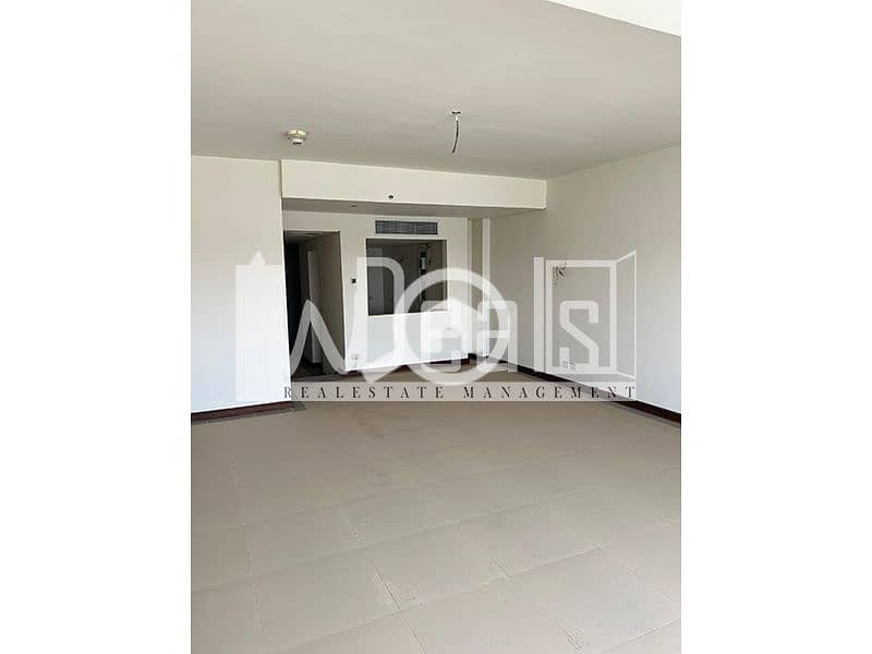 6 WhatsApp Image 2025-12-15 at 17.20. 08. jpg