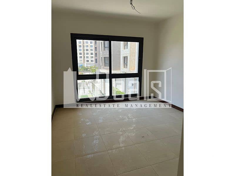 10 WhatsApp Image 2025-12-15 at 17.19. 57. jpg