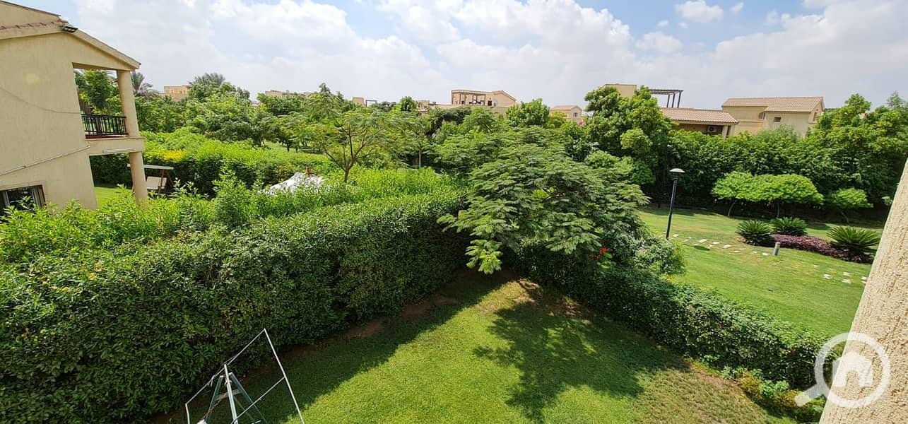 14 b8329d0e-11f1-490f-b5a1-9bc72a360f19. jpg