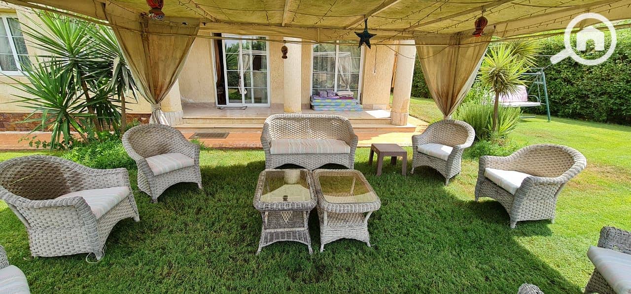 20 ff2248e0-02e0-44a2-b5a4-dc5773ffff0f. jpg